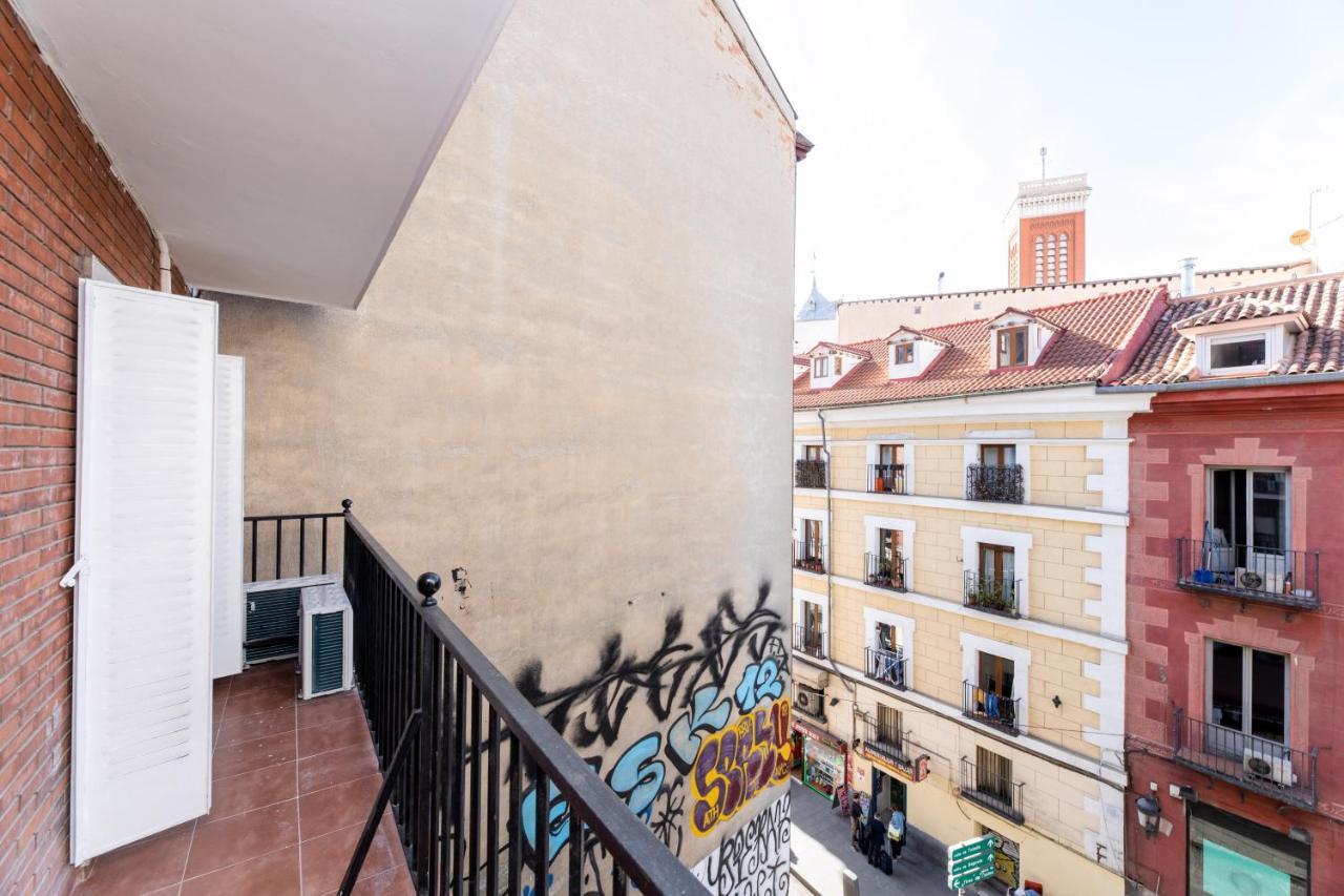 Los Apartamentos Jacinto Benavente Centro Мадрид Екстер'єр фото